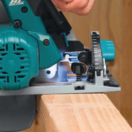 Makita 18V BRUSHLESS CIRCULAR SAW 165MM LI-ION DHS680Z - Image 4