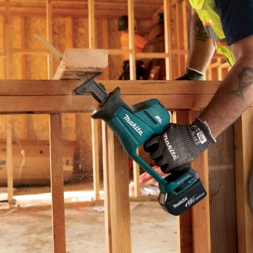 Makita 18V BRUSHLESS COMPACT RECIPRO SAW DJR189Z - Image 5