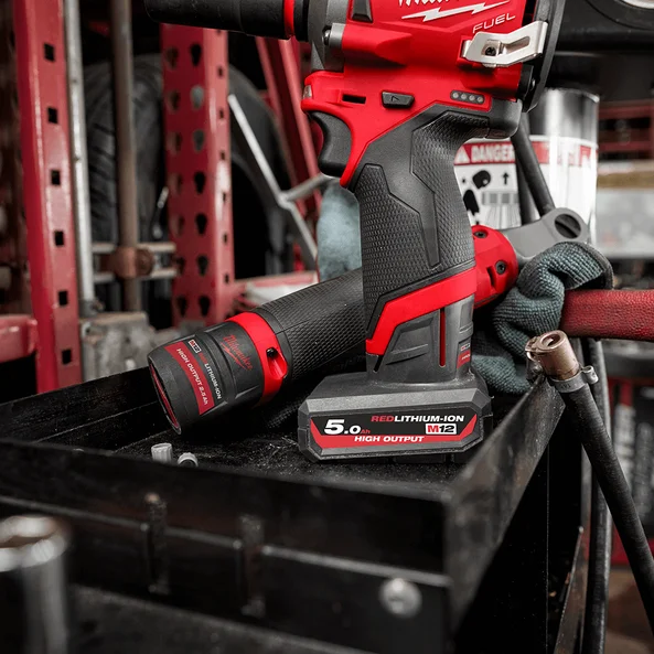 Milwaukee M12™ REDLITHIUM™ HIGH OUTPUT™ 2.5Ah Compact Battery - M12HB2 - Image 5