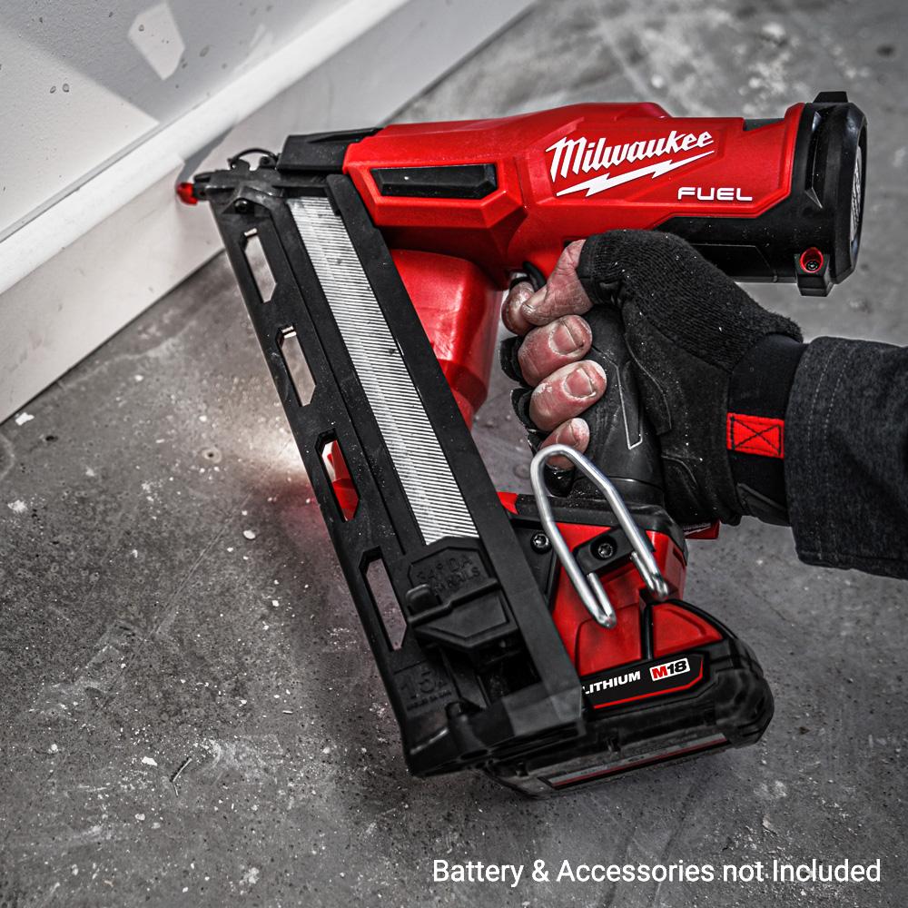 Milwaukee M18 FUEL™ 15 Gauge Angled Finishing Nailer skin M18FN15GA-0C (No carry case) - Image 3