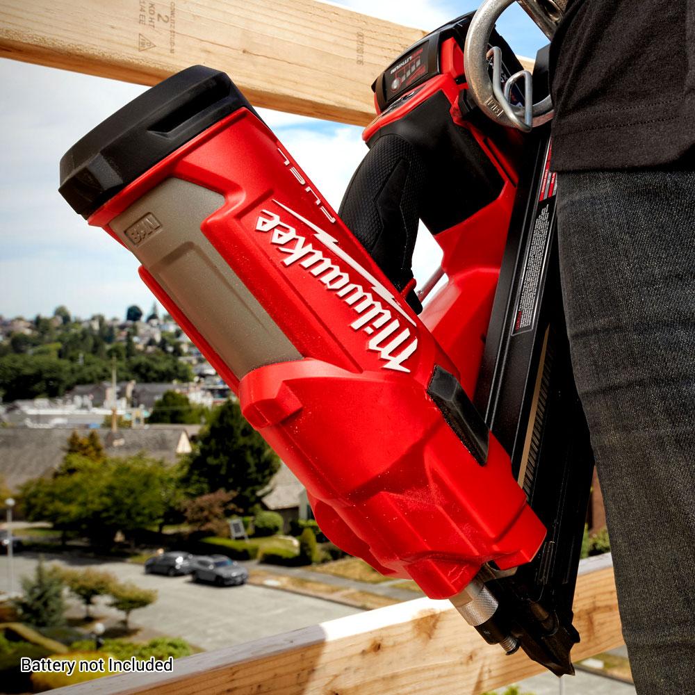 Milwaukee M18 FUEL™ 30°-34° Framing Nailer (Tool Only, No Case) - M18FFN-0C (OUT OF BOX SPECIAL) - Image 3