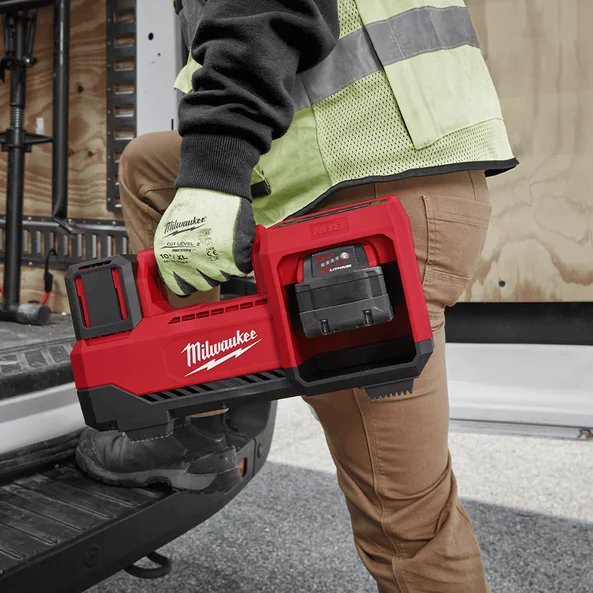 Milwaukee M18™ Inflator (Tool Only) - M18BI0 (Out of box special supplied in Milwaukee carry bag) - Image 5