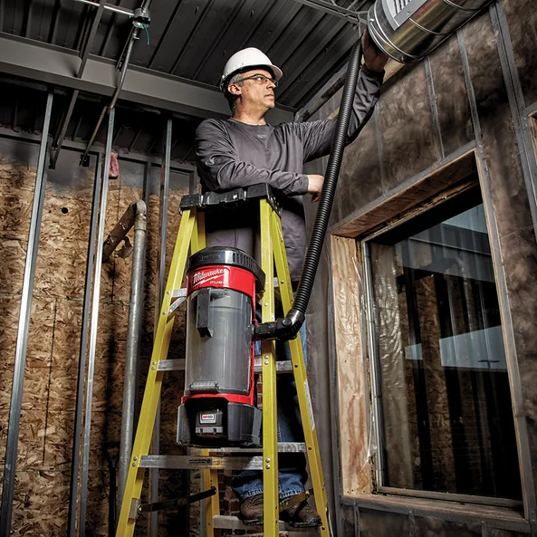 Milwaukee M18 FUEL™ 3-in-1 Backpack Vacuum (Tool Only) - M18FBPV-0 - Image 10