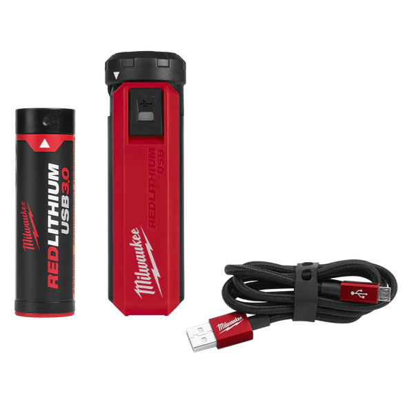 Milwaukee REDLITHIUM™ USB Rechargeable Portable Power Source and Charger Kit - L4PPS301